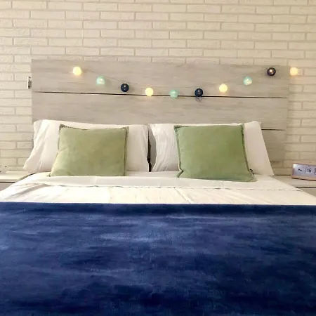 Дом отдыха Gatu Premium Lurberri Piscina Privada, 4 Dormitorios, 2 Banos, Parking , Jardines, 